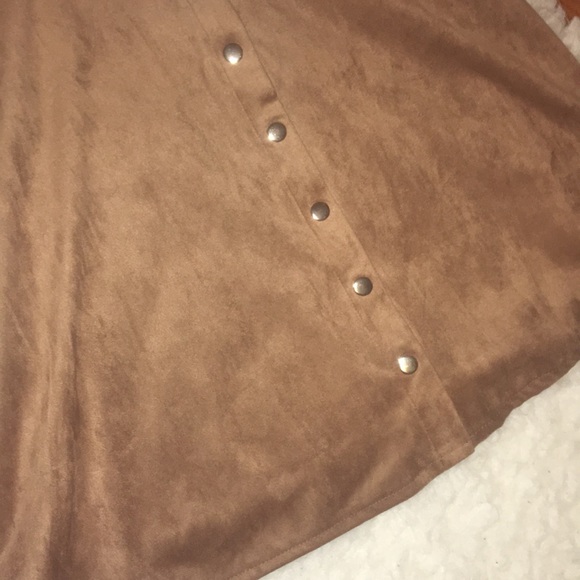 Sleeveless Button Down Fit and Flare Dress - Picture 3 of 5